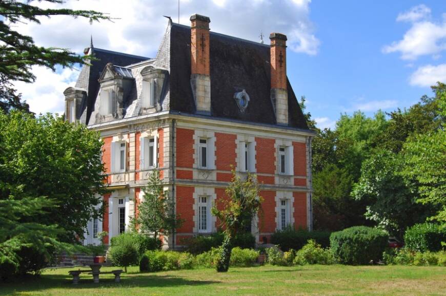 French Chateaus for sale: turning a dream home into a business